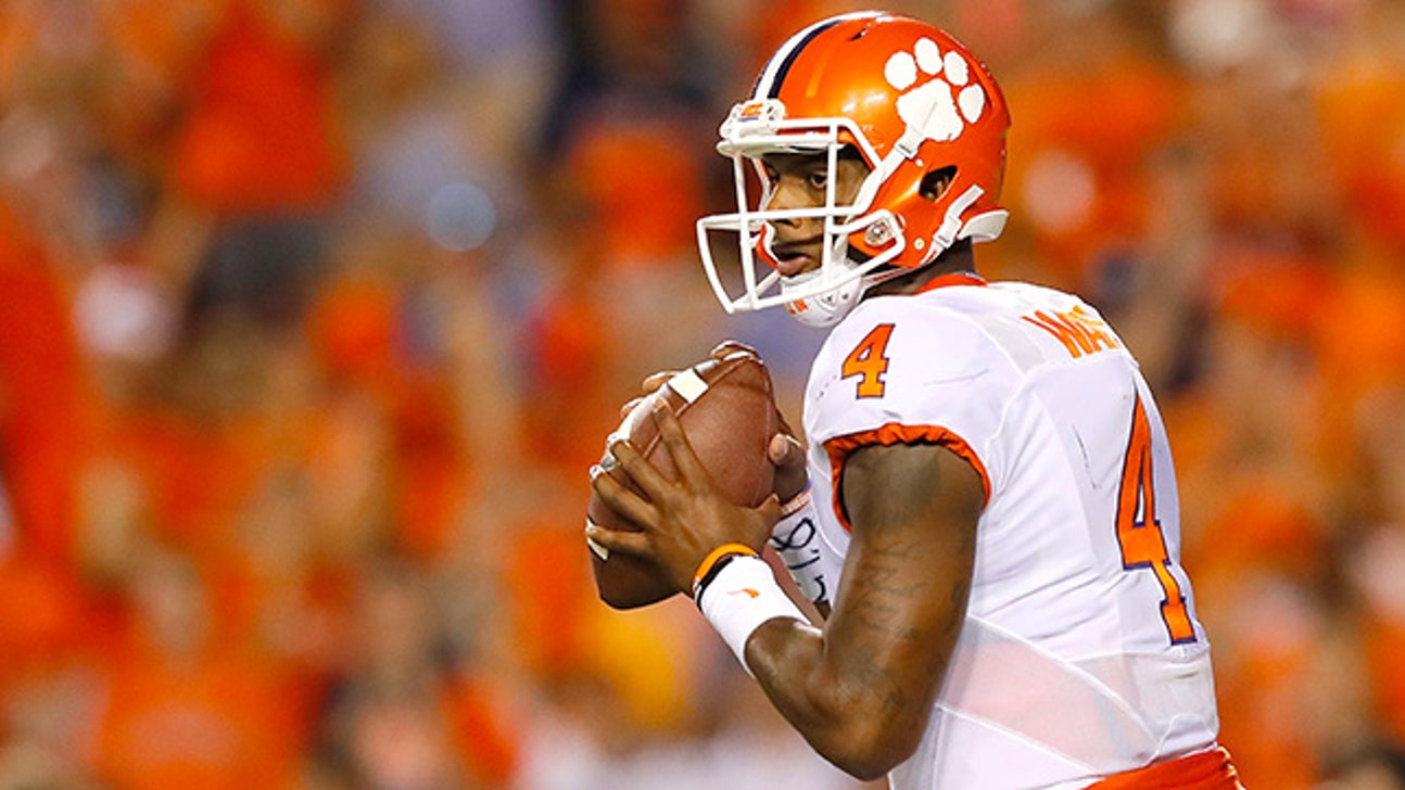 Clemson quarterback Deshaun Watson entering NFL draft after season