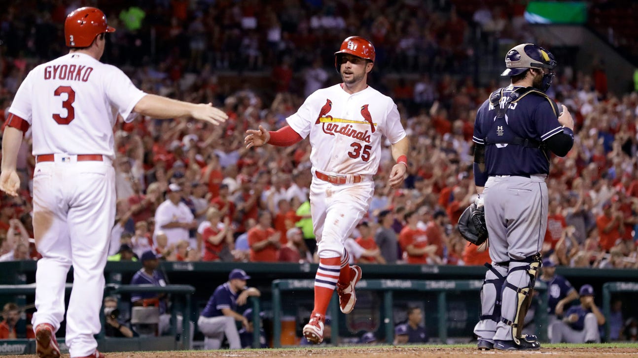 Cards' offense sizzles in 10-2 rout of Padres; Leake matches a Gibson milestone
