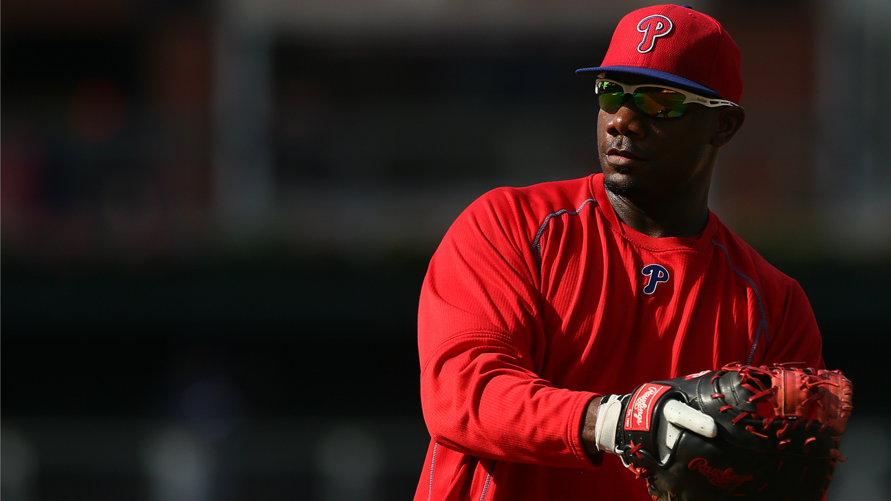 Ryan Howard blasts fan who threw a bottle at him