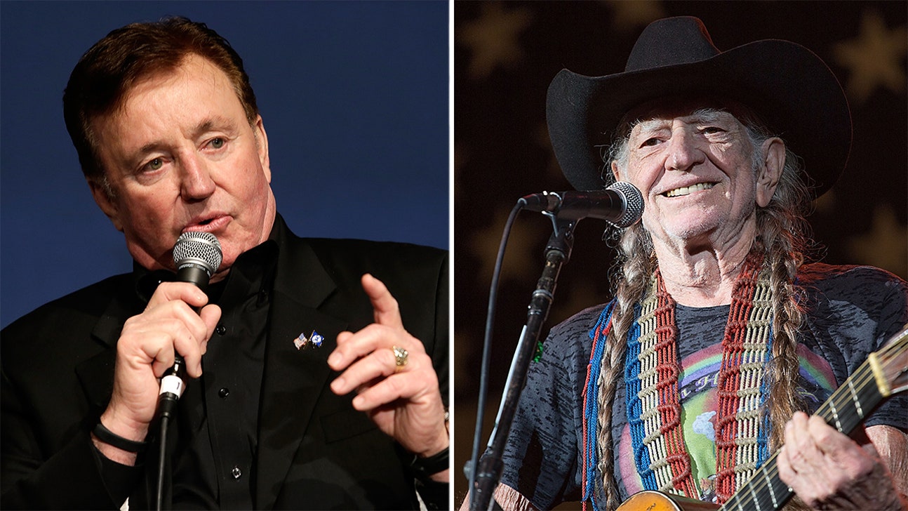 'Joint' ad campaign with Willie Nelson was enlightening for Dale Earnhardt, Childress