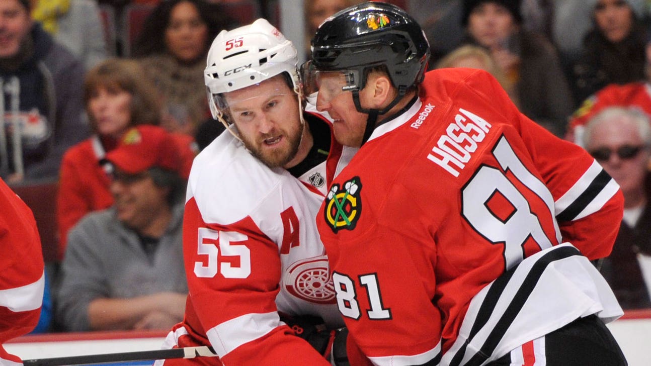 Fashion fail: A Red Wings hat with Blackhawks logo (PHOTO)