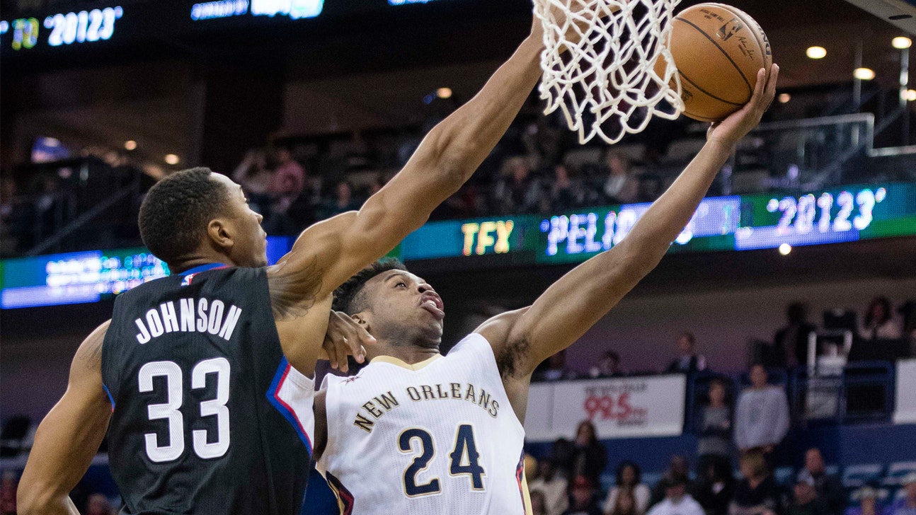 Short-handed Clippers travel to face healthy Pelicans