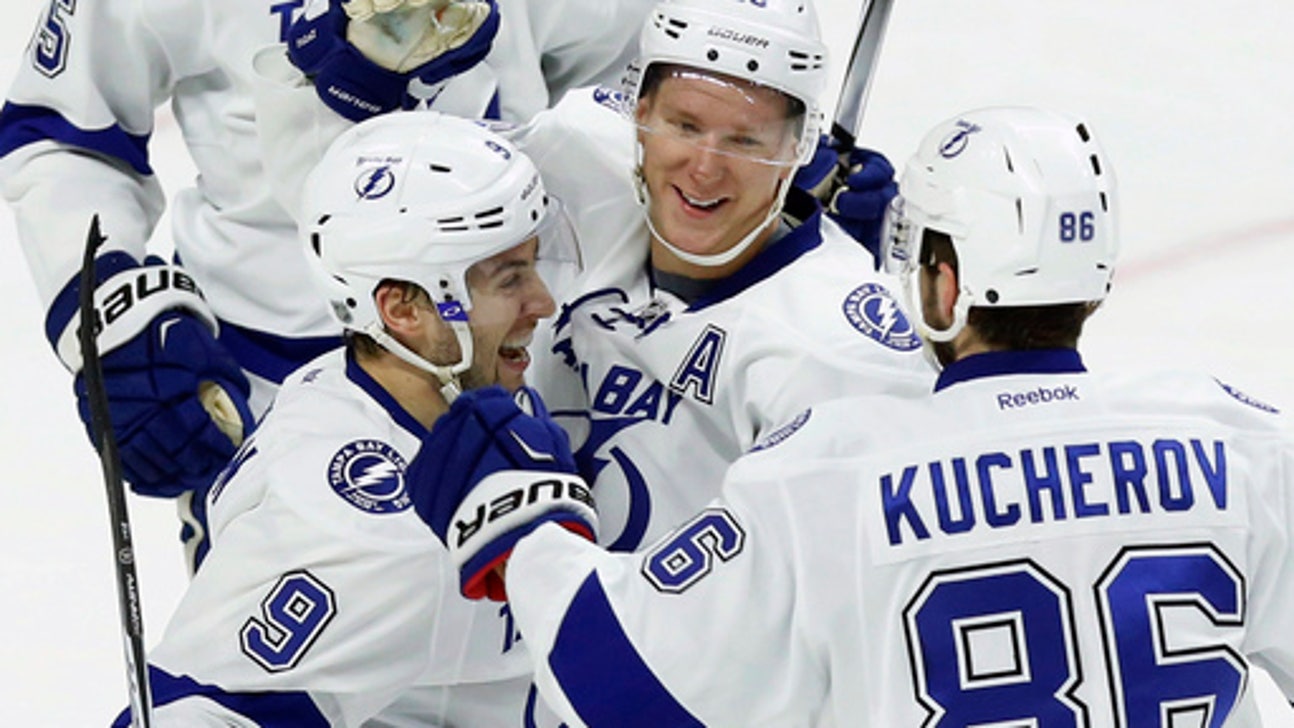 Lightning beat Senators, tie team record with 8th straight win