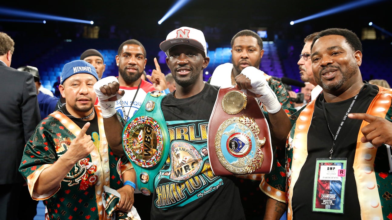 Terence Crawford and Top Rank opt for John Molina on December 10