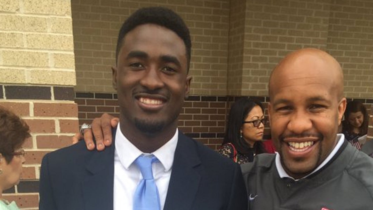 Houston running back Mulbah Car grateful after earning US citizenship