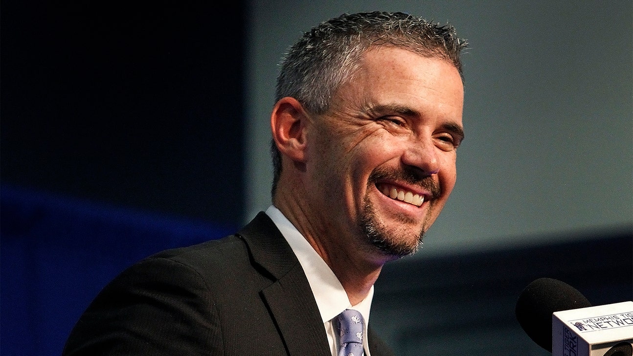 Memphis introduces Mike Norvell as new head coach