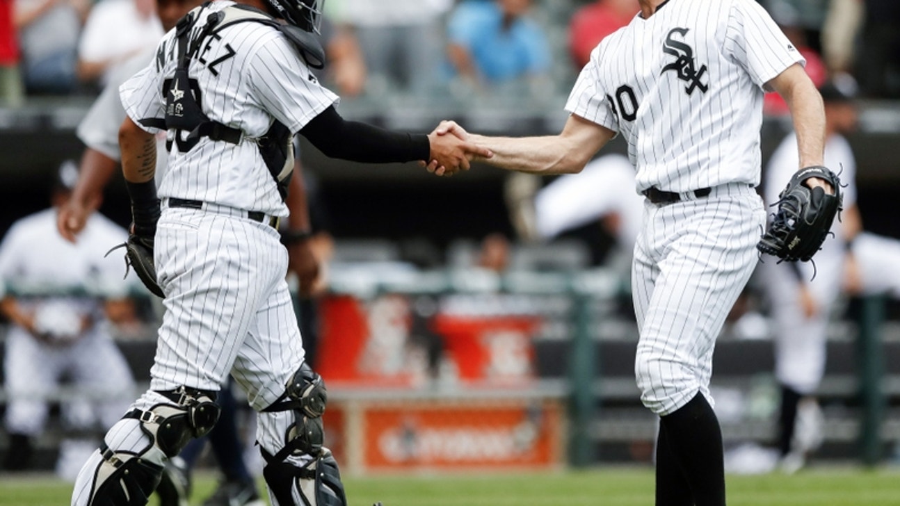 White Sox: David Robertson Has Left Knee Surgery