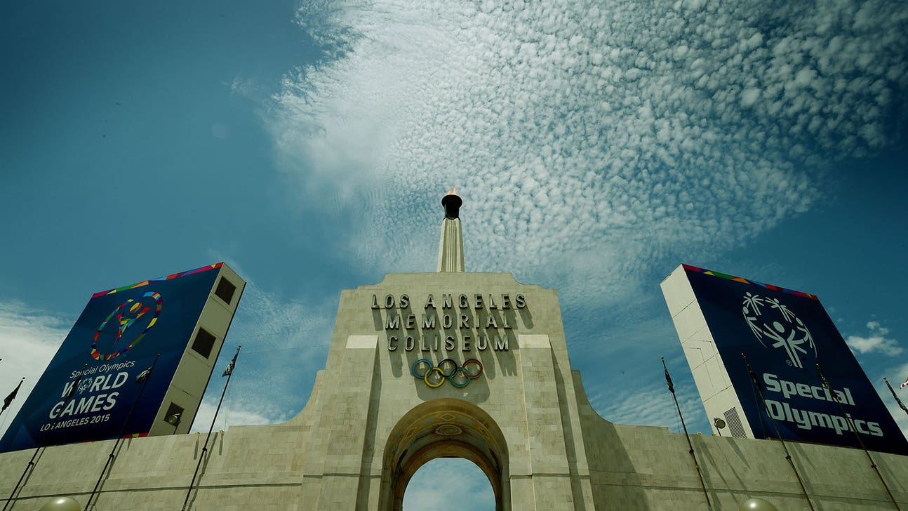 Kobe Bryant, Will Ferrell help Los Angeles' case for 2024 Olympics in new video