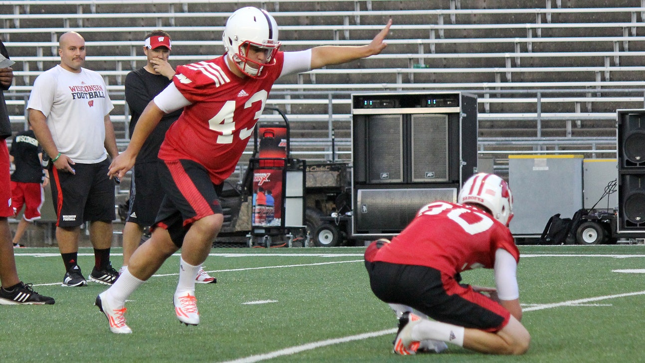 Badgers kicker Gaglianone brings big leg, Brazilian flair