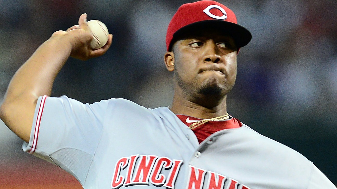Reds' Sampson gets 1st big league win