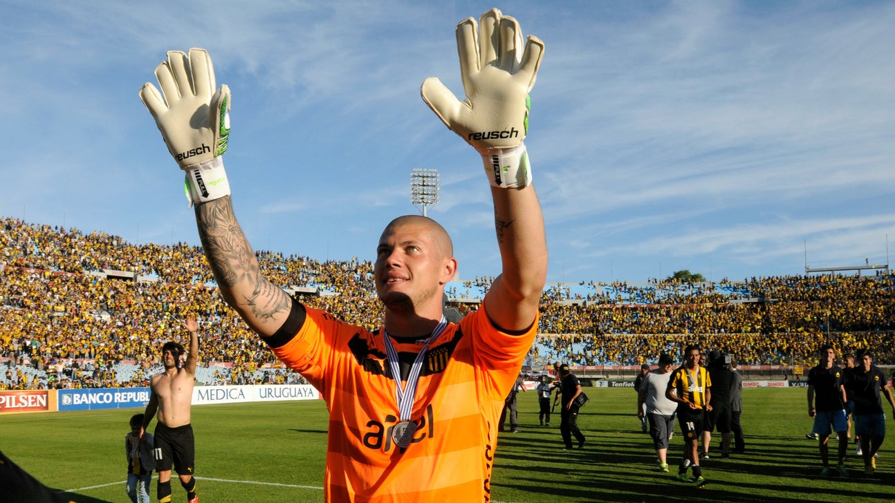 Backup goalkeeper's mom calls in to radio show to bash starting goalie