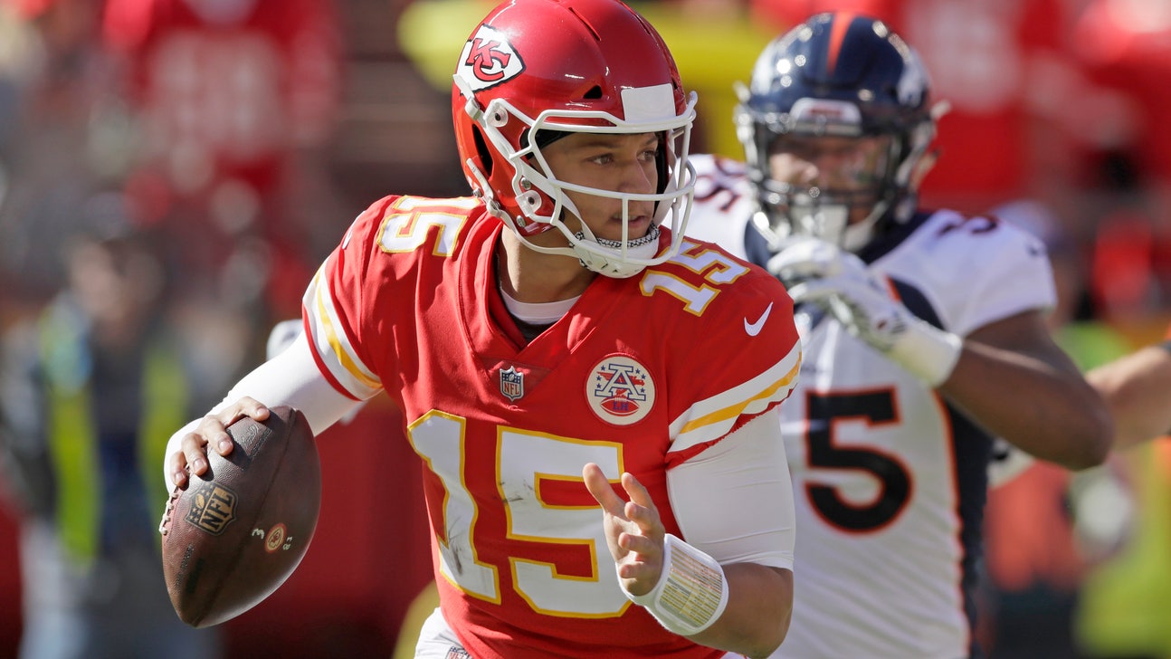 Chiefs get creative with screen plays to fuel effective offense