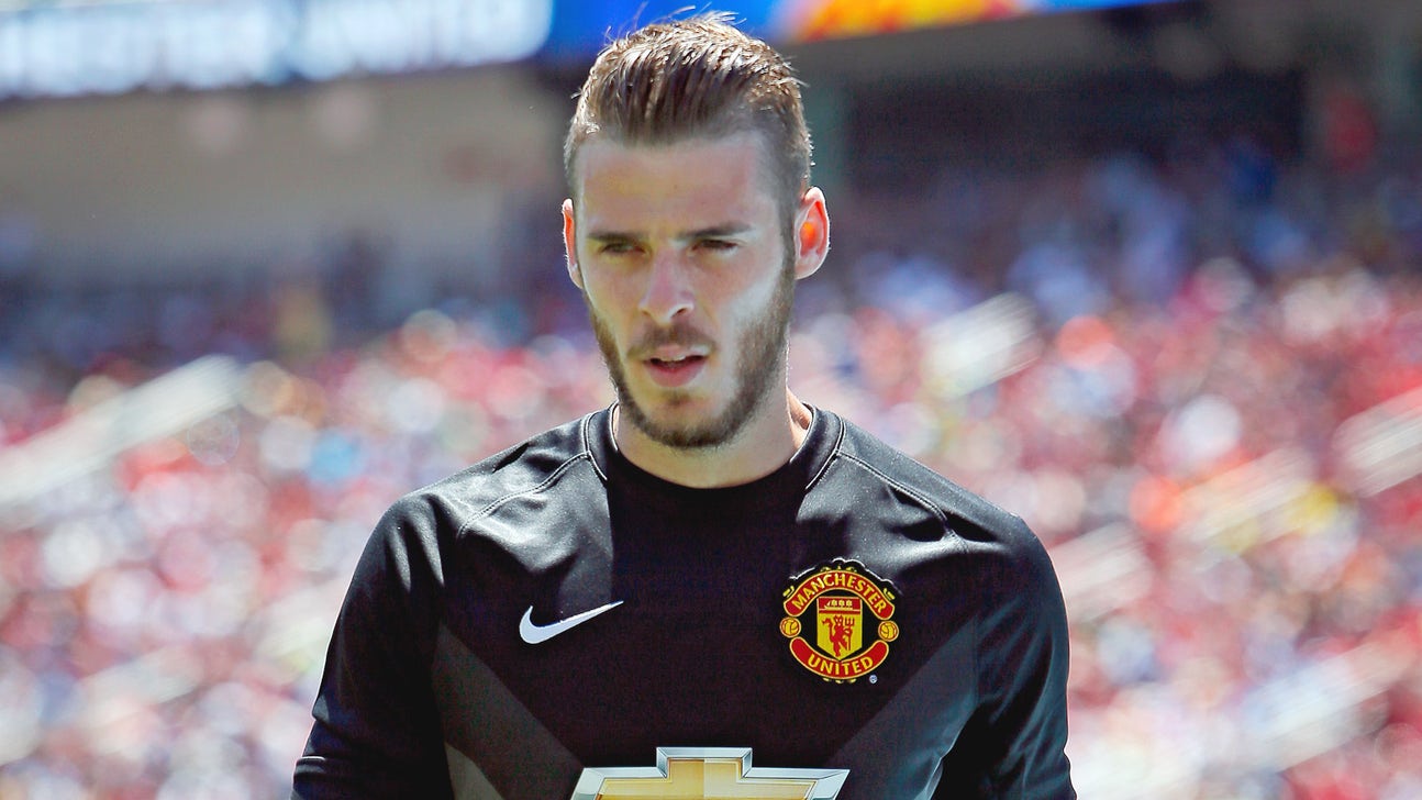 Del Bosque: De Gea must play to make Spain's Euro 2016 squad