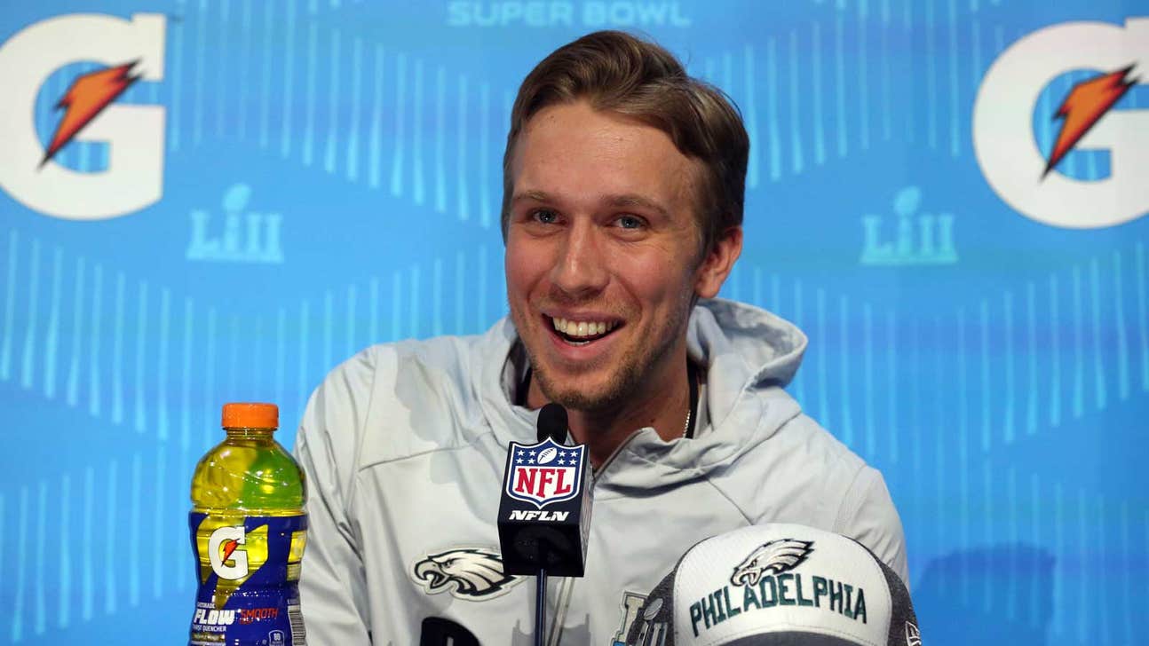 Foles follows Hostetler's path from backup to Super Bowl