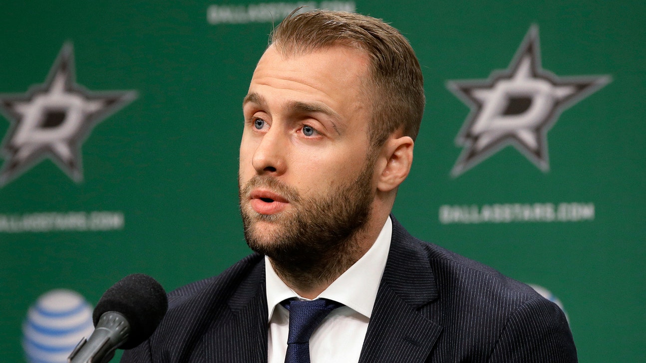 Peverley, Stars in no rush over forward's future