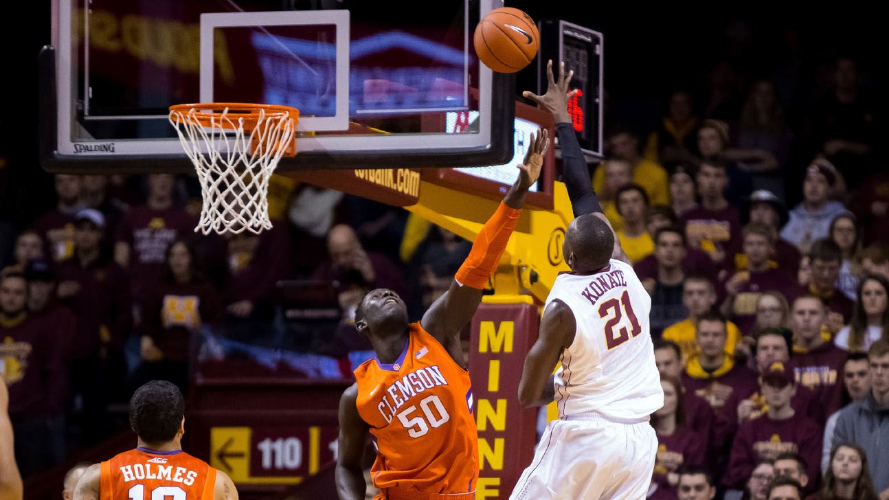 Gophers use stellar shooting to top Clemson