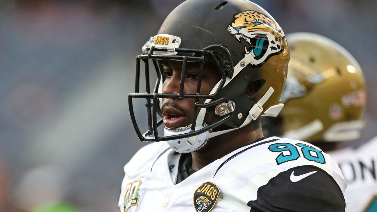 Jags DE Chris Smith not complaining despite limited snaps