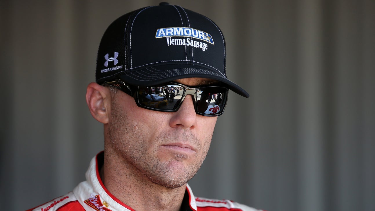 Kevin Harvick fastest in final practice at Martinsville Speedway