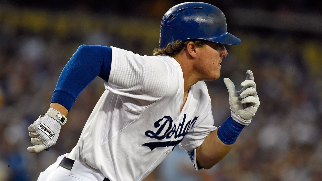 Kike Hernandez concerned about hamstring tightness