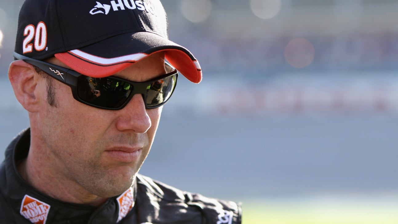 Three-way battle at Martinsville? Not if Matt Kenseth has it his way
