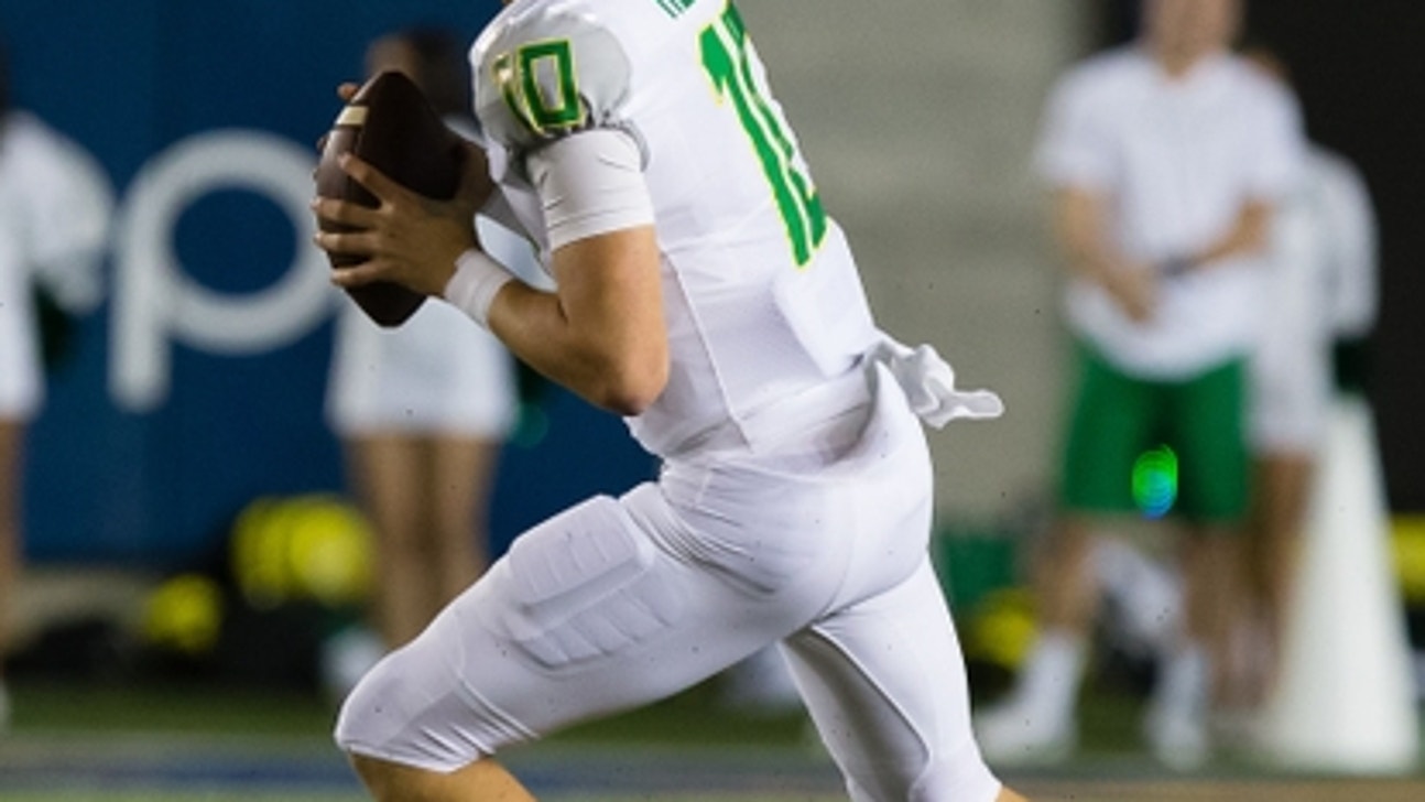 Oregon Football: Justin Herbert Tops Marcus Mariota In First Road Start