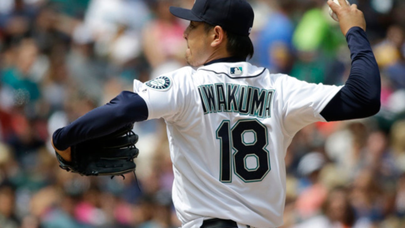 Iwakuma, Cano help Mariners beat Astros 1-0