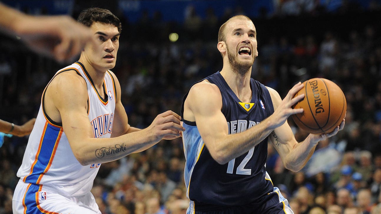 Grizzlies Make qualifying offer to Nick Calathes