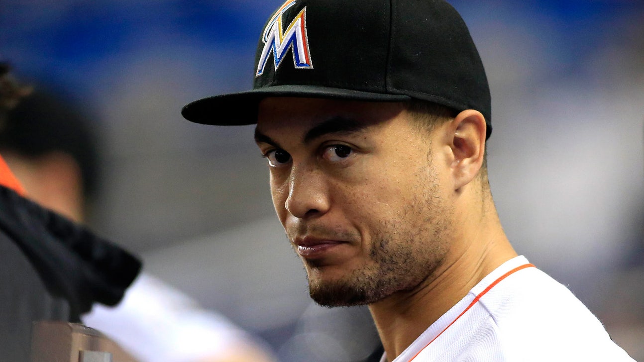 Marlins slugger Stanton cleared to begin swinging bat