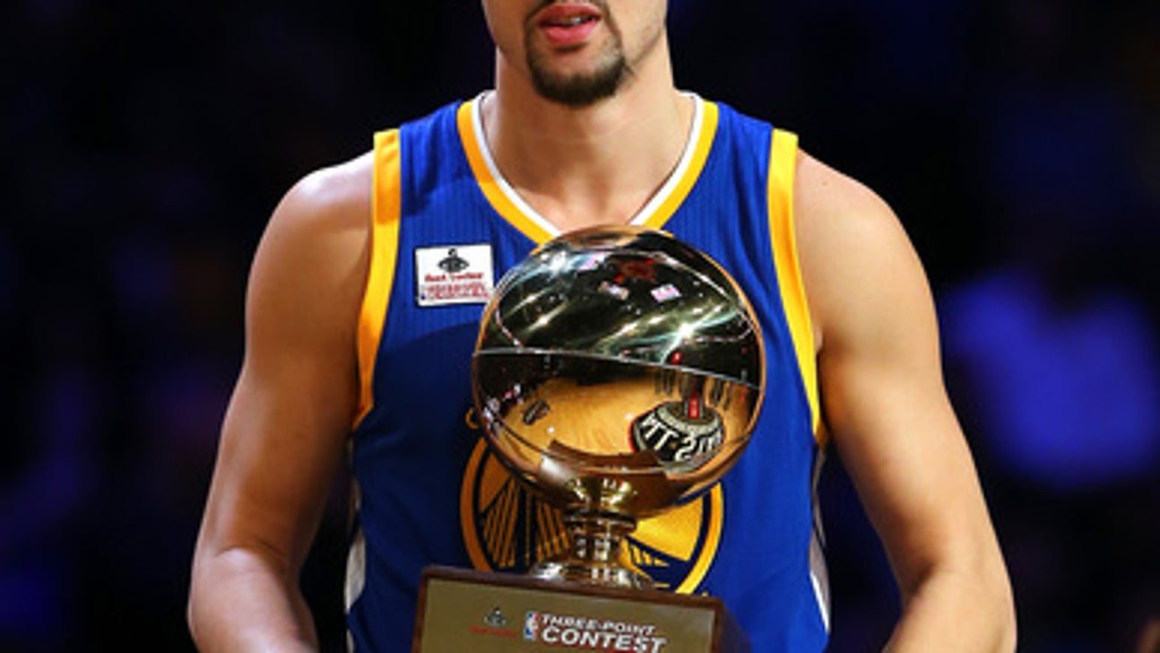 The Latest: Defending champion LaVine leads dunk contest