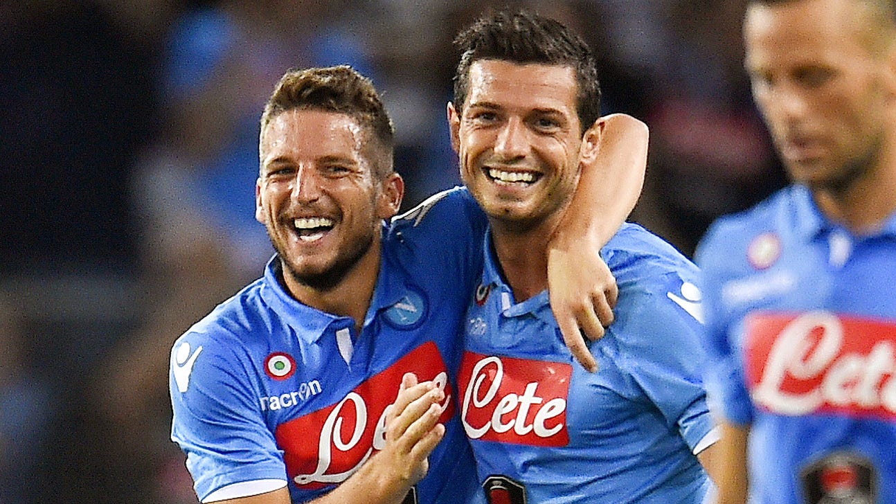 Claudio Bravo's howler gives Napoli edge over Barcelona in friendly