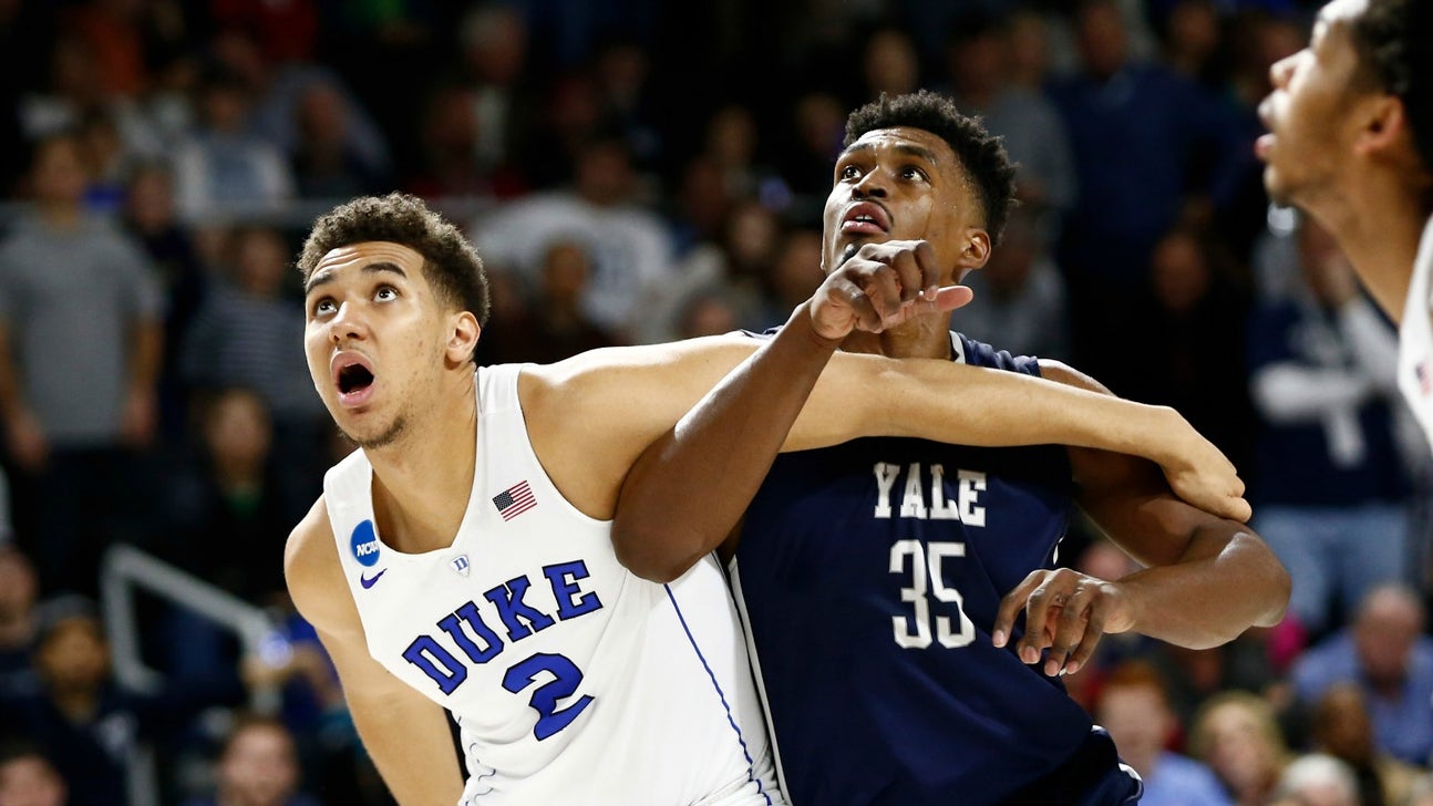 Defending champ Duke fends off Yale to return to Sweet 16