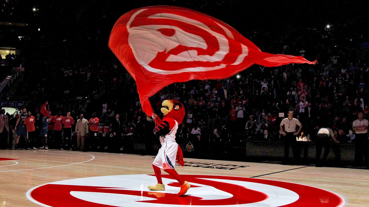 Hawks mascot needs to learn how to fly after this hilarious landing