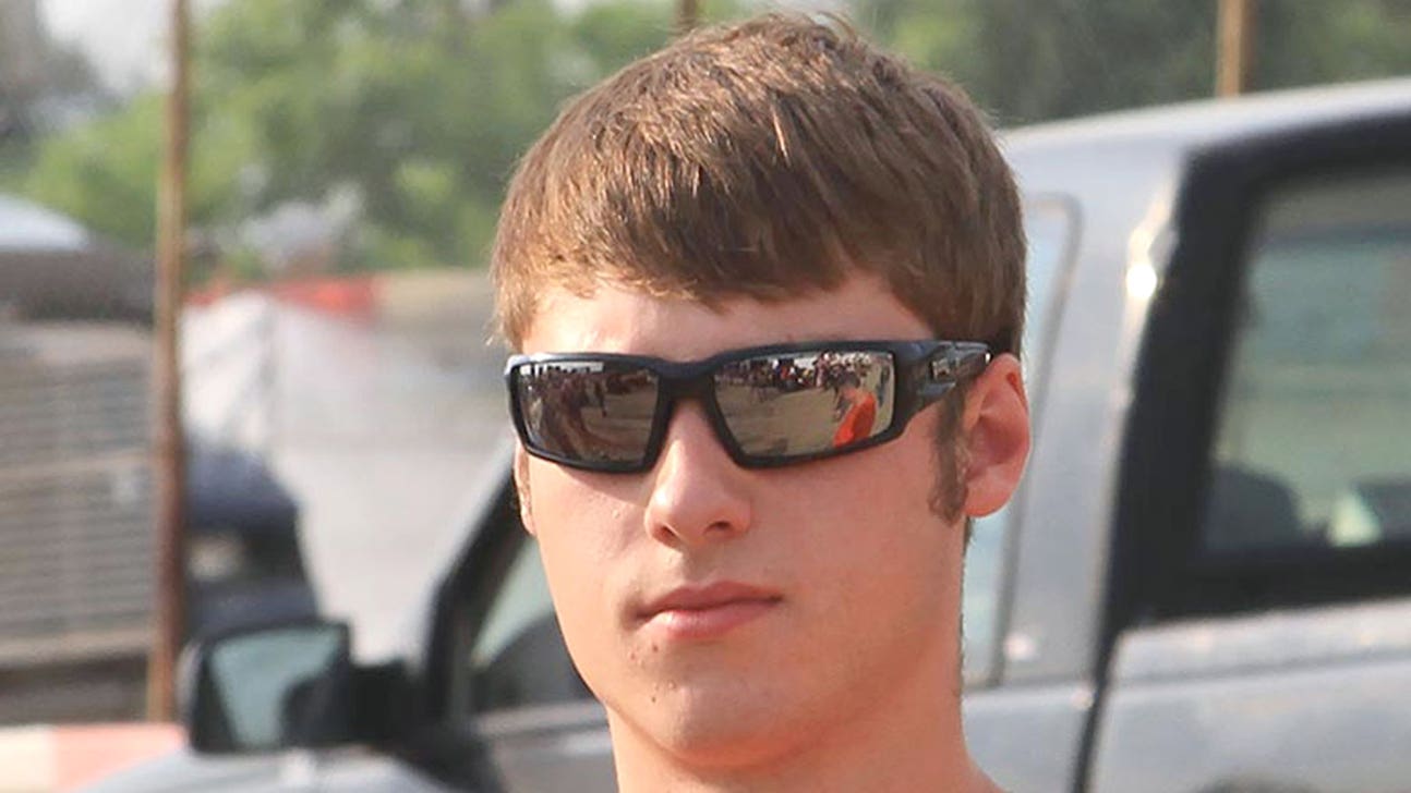 Kevin Ward Jr.'s aunt: Tony Stewart 'totally forgot what caution means'