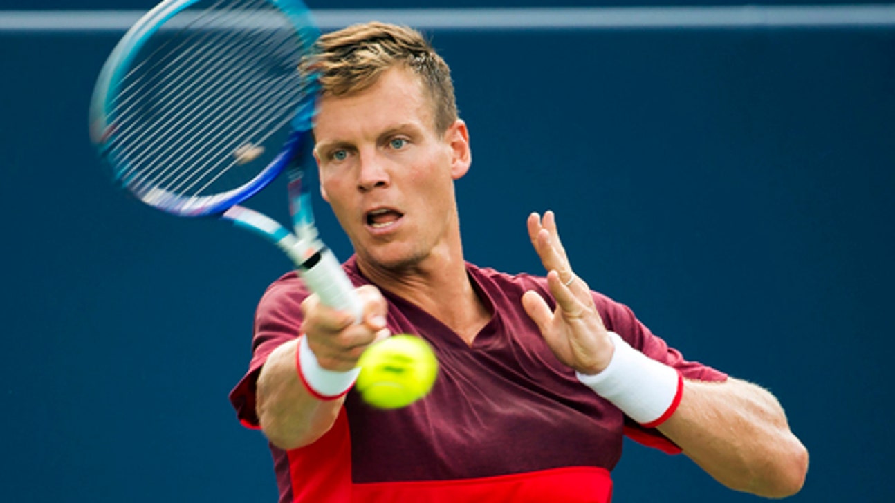 Wawrinka, Monfils, Berdych advance at Rogers Cup