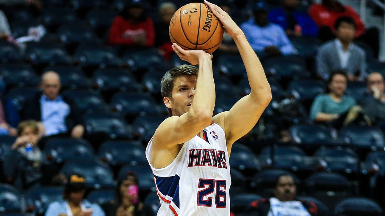 Korver makes Bucks pay in second half of Hawks' win