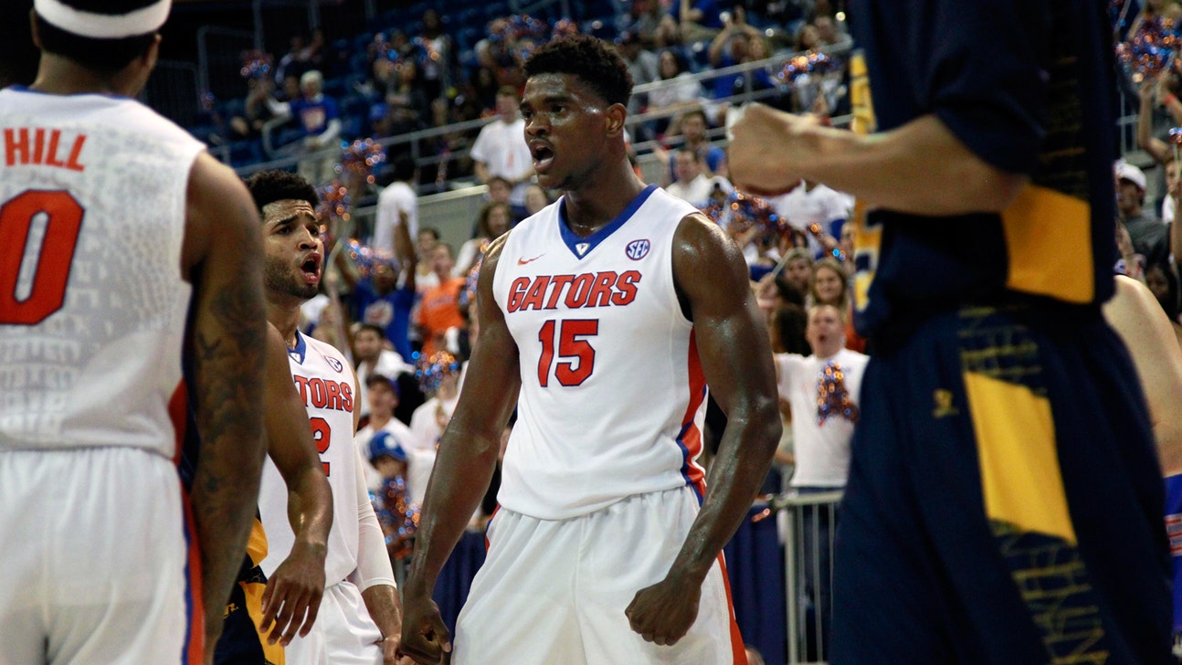 Florida divvies up scoring to cruise past North Carolina A&T