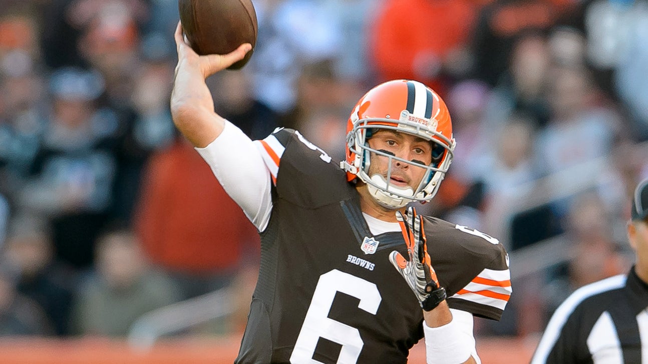Browns struggle but beat Raiders, 23-13
