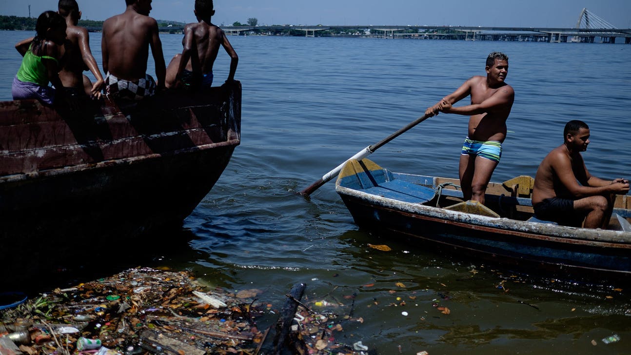 Official renews efforts to clean Rio's dirty waters in time for 2016 Olympics