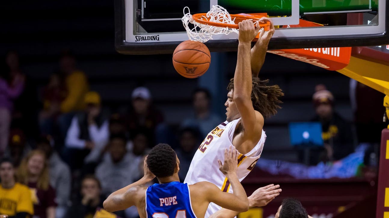Lynch leads Minnesota in comeback win over Texas-Arlington