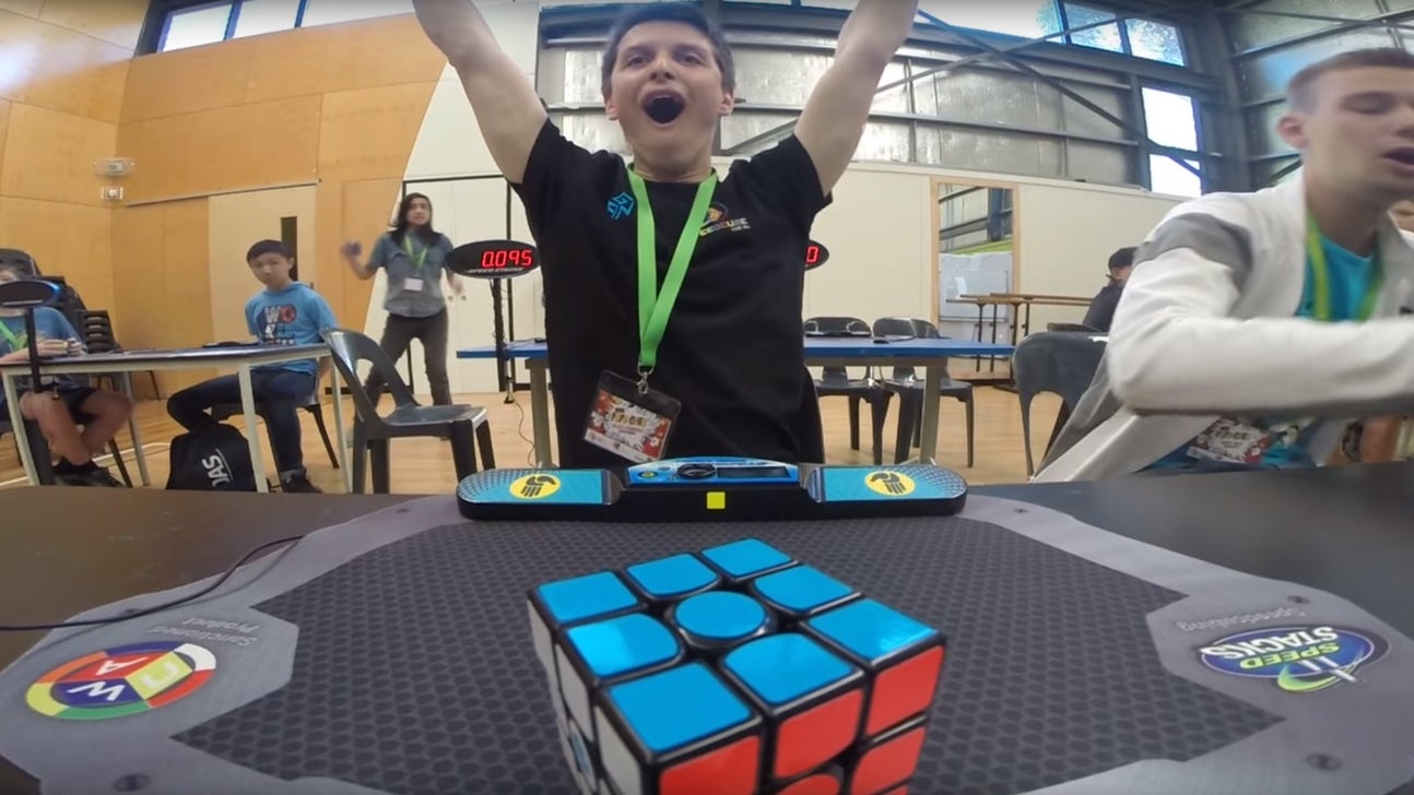 20-year-old breaks Rubik's Cube world record