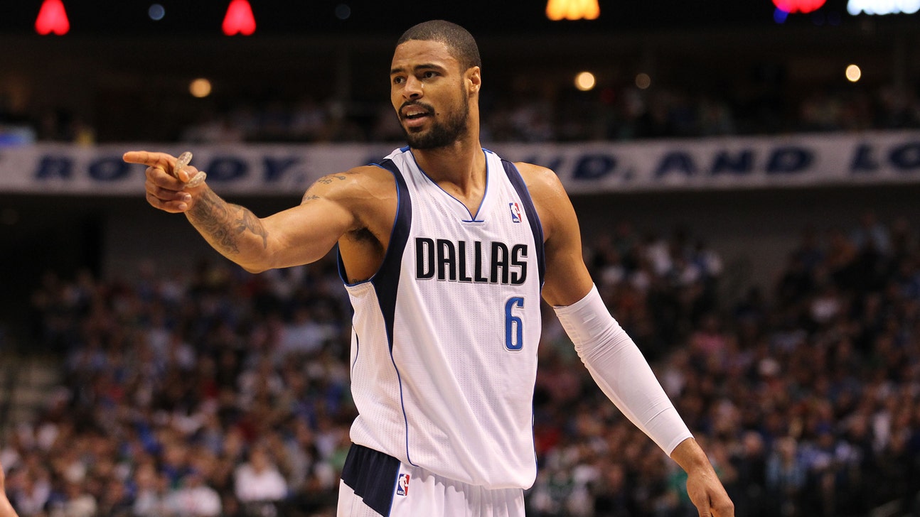 Report: Milwaukee Bucks to pursue Tyson Chandler this summer