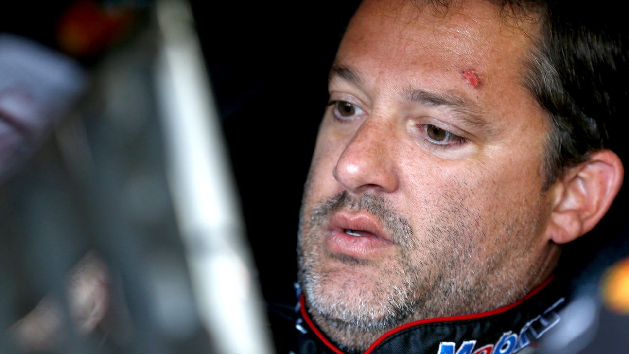 Police: Stewart struck, killed driver in sprint car