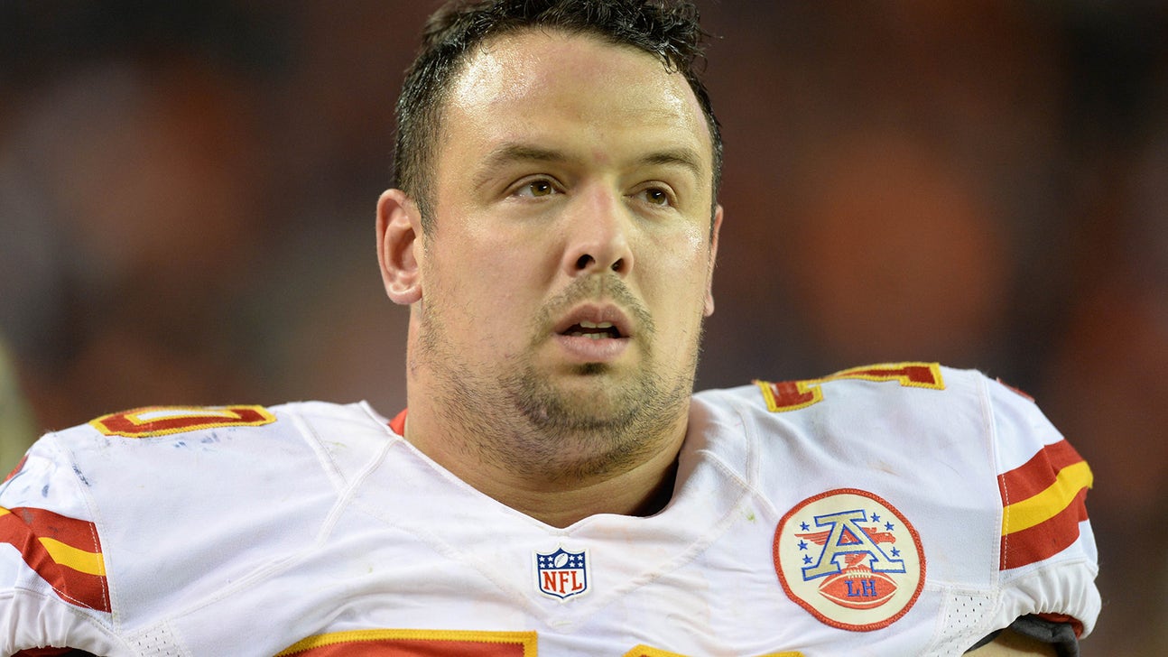 Family beckons: Chiefs DE DeVito calls it quits