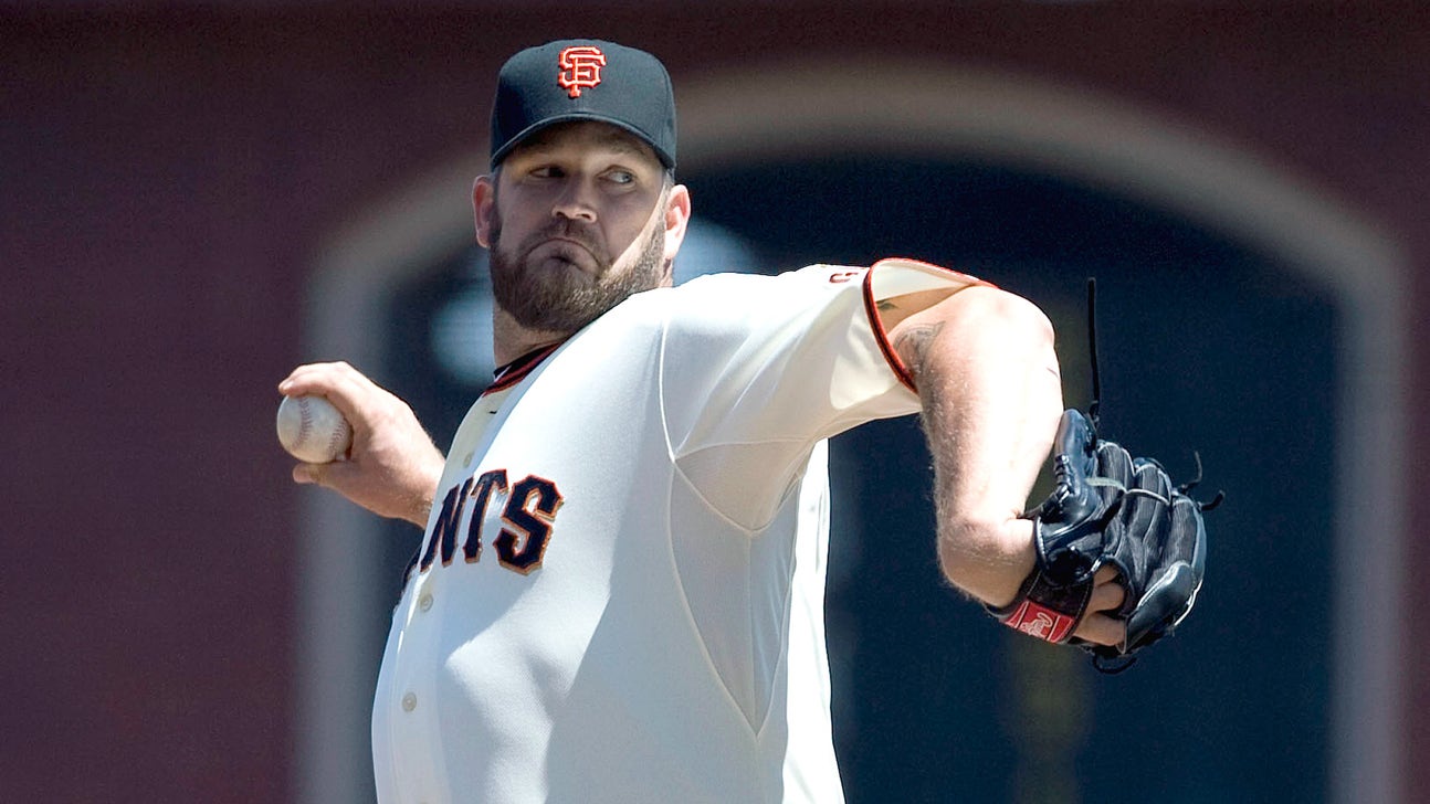 Penny back with Marlins 10 years later, to play for former catcher