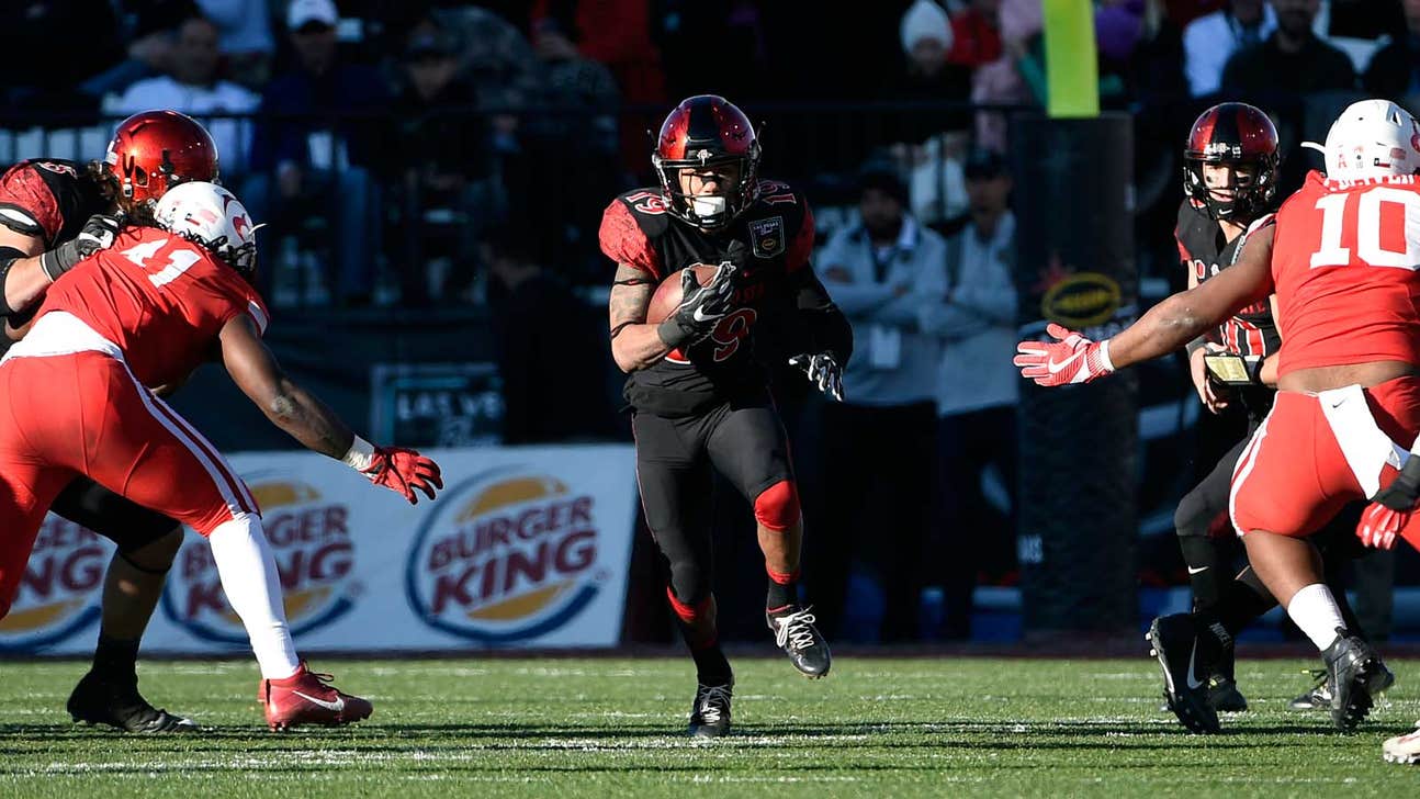 Pumphrey breaks NCAA record, SDSU wins Las Vegas Bowl