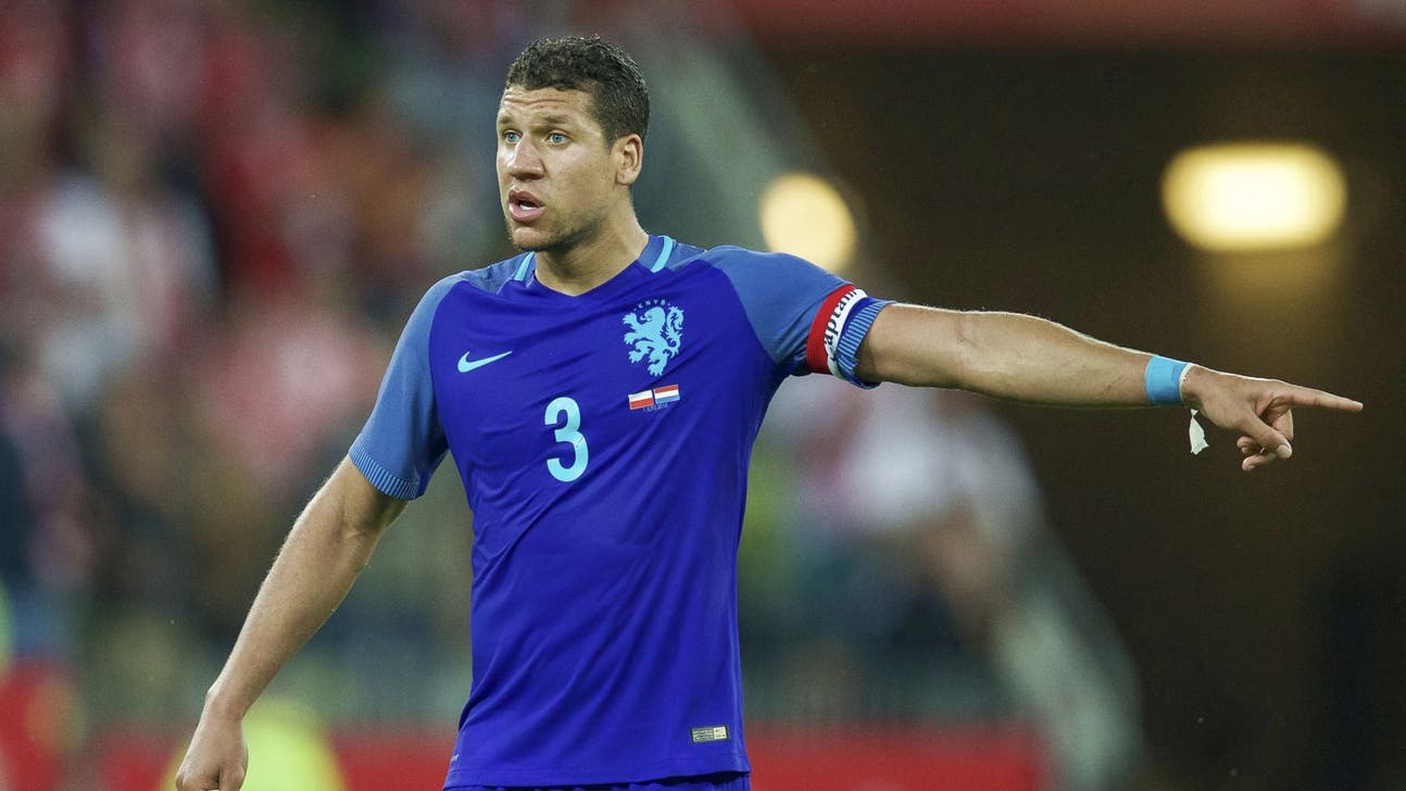 Bundesliga side Wolfsburg sign defender Jeffrey Bruma