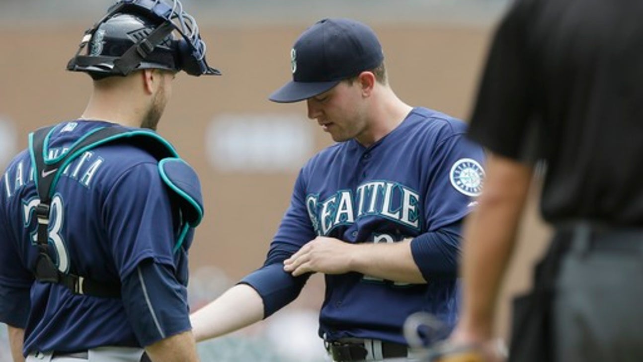 Mariners starter leaves before throwing official pitch