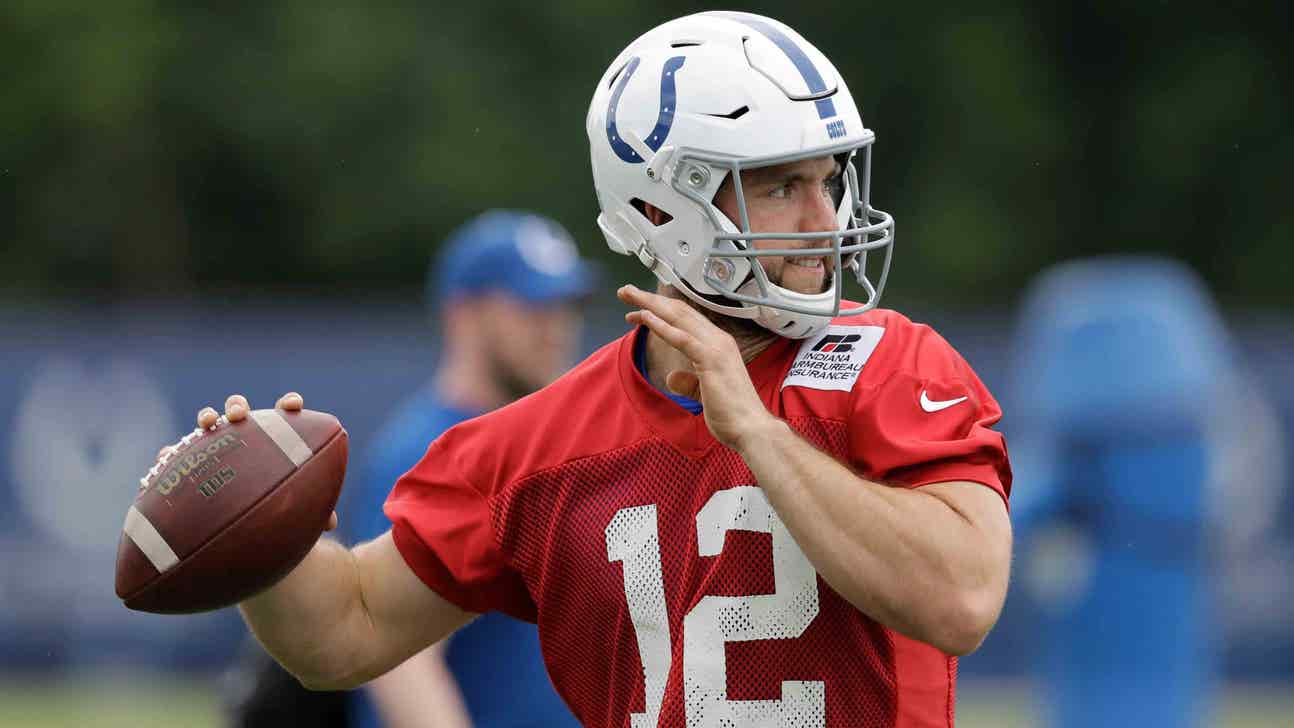 Get excited, Colts fans: Luck is throwing again