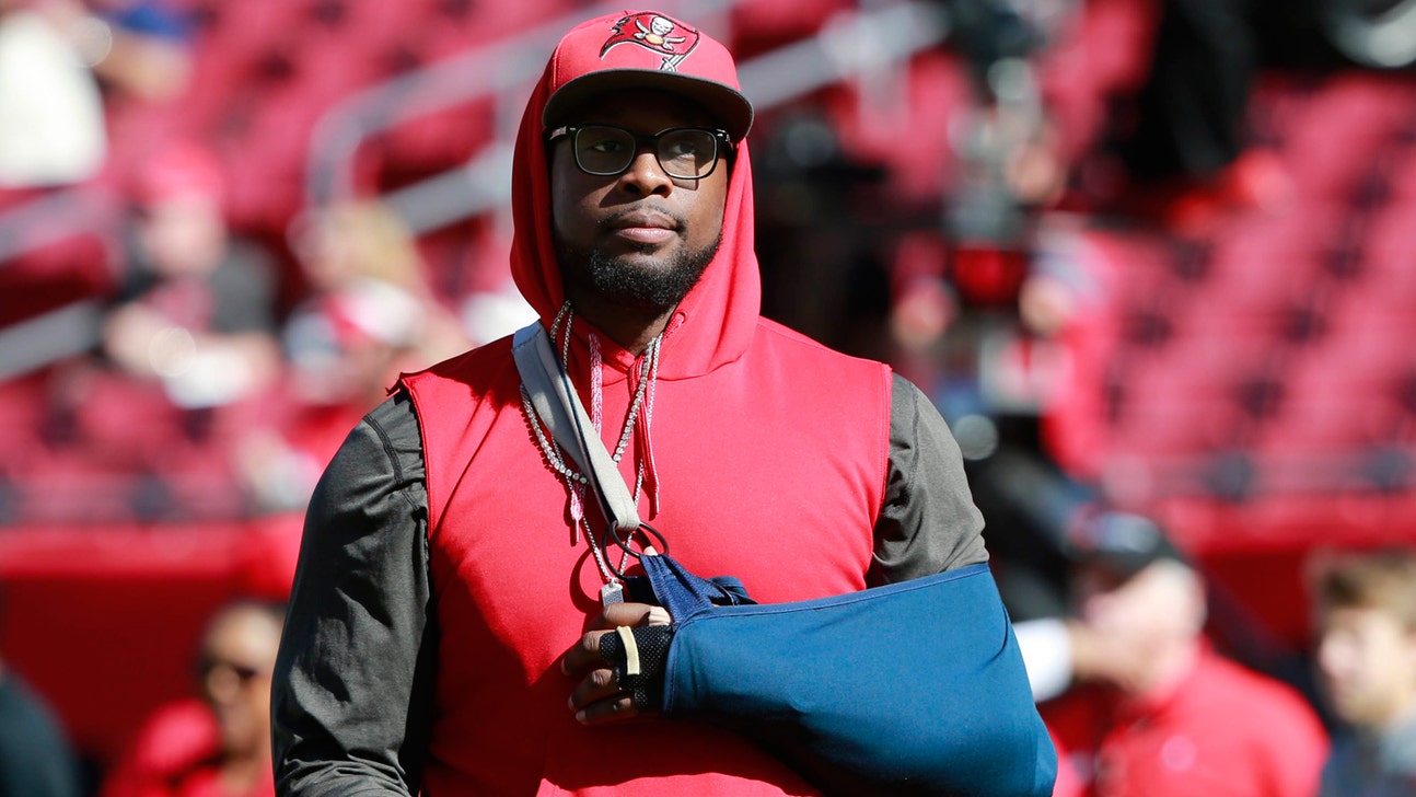 Bucs Pro Bowler Gerald McCoy says he's playing with torn rotator cuff