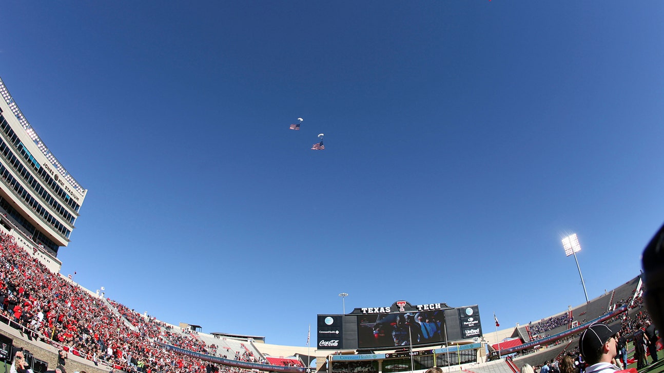Camera captures amazing skydive onto Texas Tech field